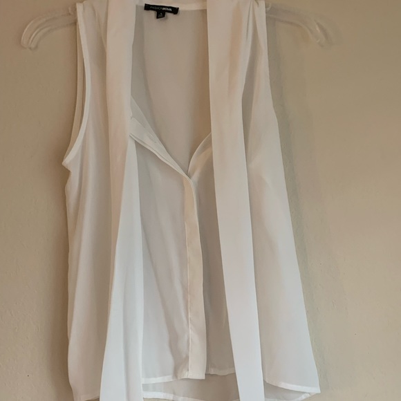 Top - Picture 4 of 4